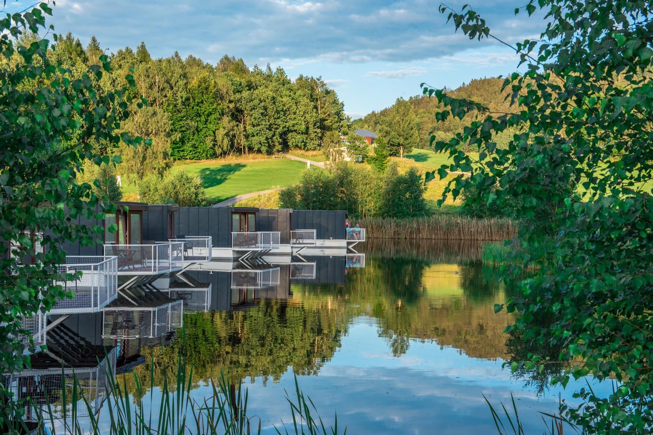 Hausboaty Ypsilon Golf Liberec Hotell Fojtka Eksteriør bilde