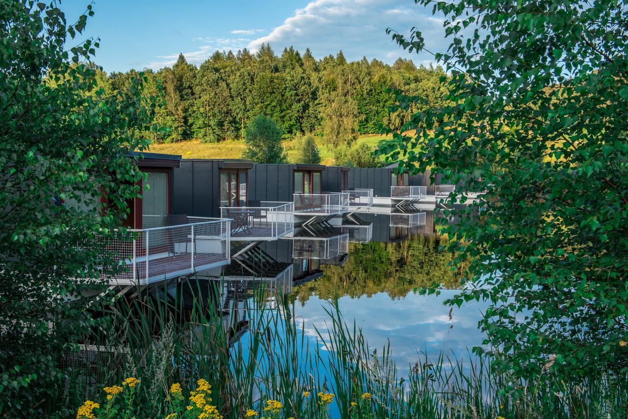 Hausboaty Ypsilon Golf Liberec Hotell Fojtka Eksteriør bilde